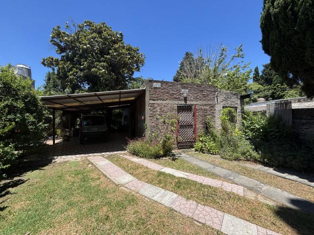 Venta de espectacular Casa 2 ambientes en Almirante Brown Claypole