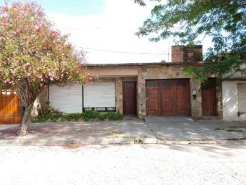 Venta de espectacular Casa 2 ambientes en Balcarce Balcarce