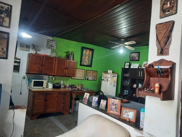 Venta de espectacular Casa 2 ambientes en Chascomús Chascomús