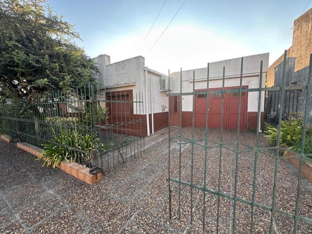 Venta de espectacular Casa 2 ambientes en Franck