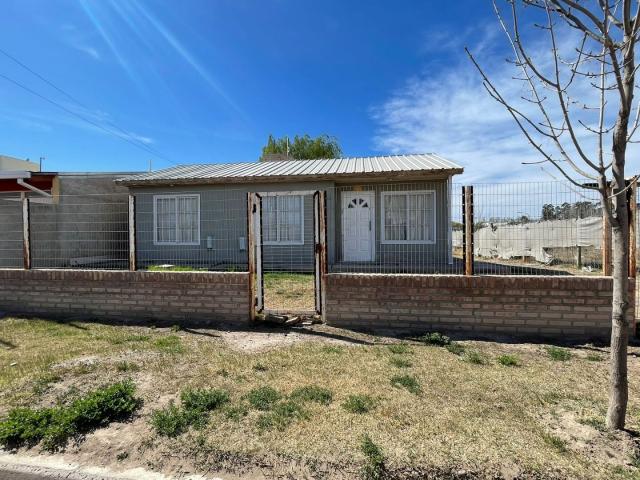 Venta de espectacular Casa en General Fernández Oro