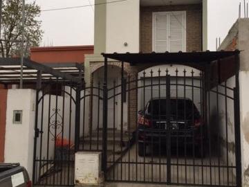 Venta de espectacular Casa 2 ambientes en Nogoyá