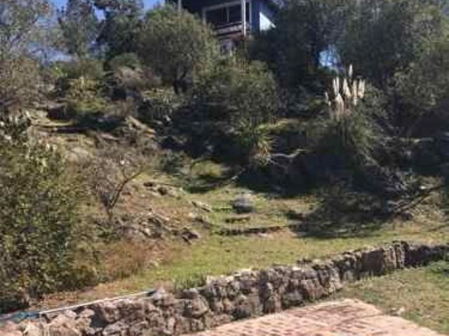 Venta de espectacular Casa 2 ambientes en Potrero de los Funes