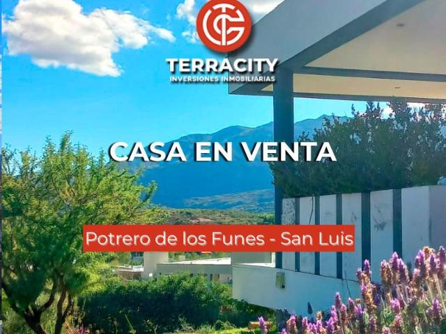 Venta de espectacular Casa 2 ambientes en Potrero de los Funes