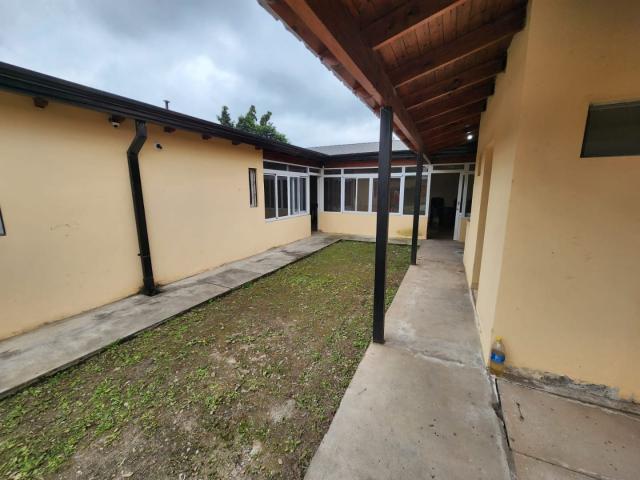 Venta de espectacular Casa 2 ambientes en San Miguel de Tucumán