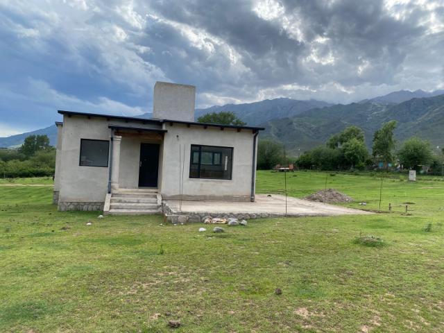 Venta de espectacular Casa 3 ambientes en Tafí del Valle