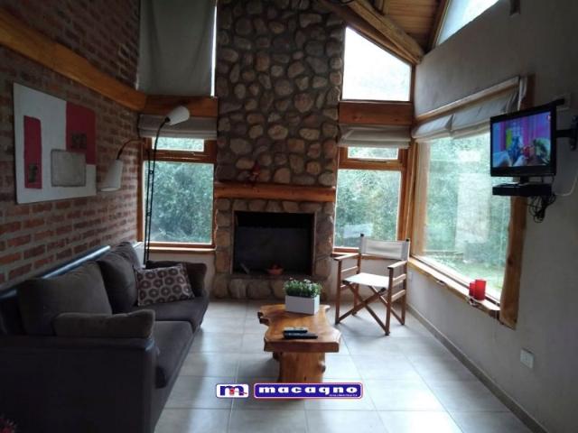 Venta de espectacular Casa 3 ambientes en Tornquist Villa Ventana