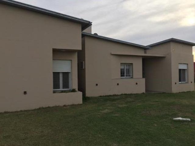 Venta de espectacular Casa 3 ambientes en Trenque Lauquen Trenque Lauquen