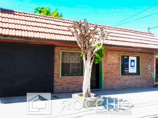 Venta de espectacular Casa 3 ambientes en Tres De Febrero Loma Hermosa