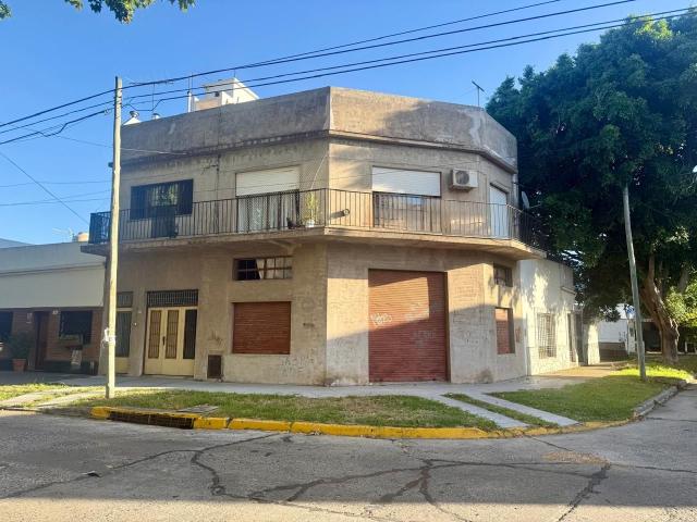 Venta de espectacular Casa 3 ambientes en Tres De Febrero Villa Bosch