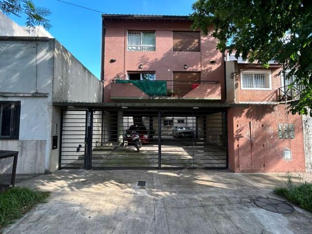 Venta de espectacular Casa 3 ambientes en Vicente López Florida Oeste