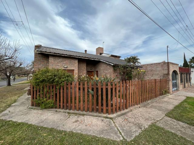 Venta de espectacular Casa 3 ambientes en Villa Constitución