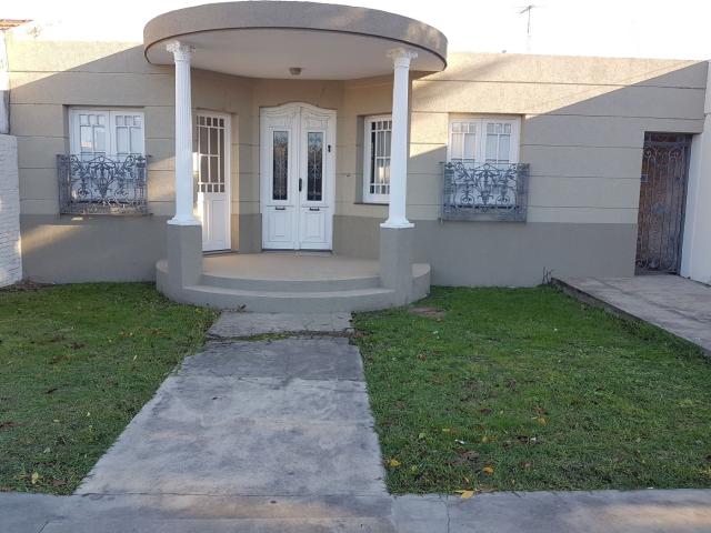 Venta de espectacular Casa 3 ambientes en Villa Constitución