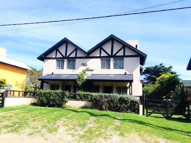 Venta de espectacular Casa 3 ambientes en Villa Gesell