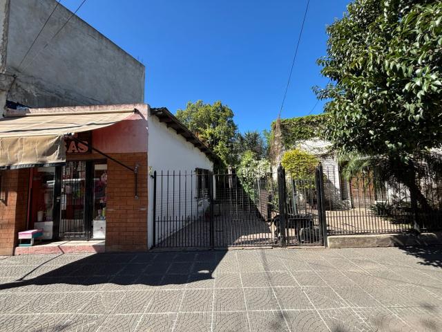 Venta de espectacular Casa 3 ambientes en Almirante Brown Claypole