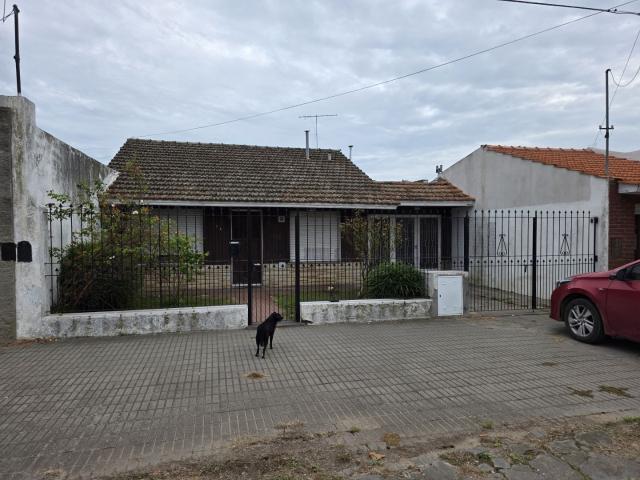 Venta de espectacular Casa 3 ambientes en Balcarce