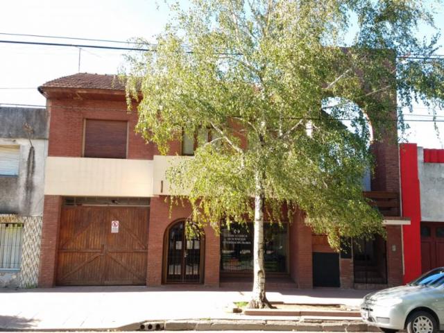 Venta de espectacular Casa 3 ambientes en Balcarce Balcarce