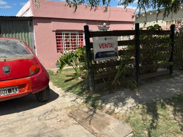 Venta de espectacular Casa 3 ambientes en Brandsen
