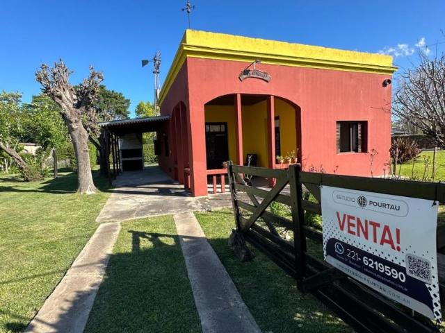 Venta de espectacular Casa 3 ambientes en Brandsen