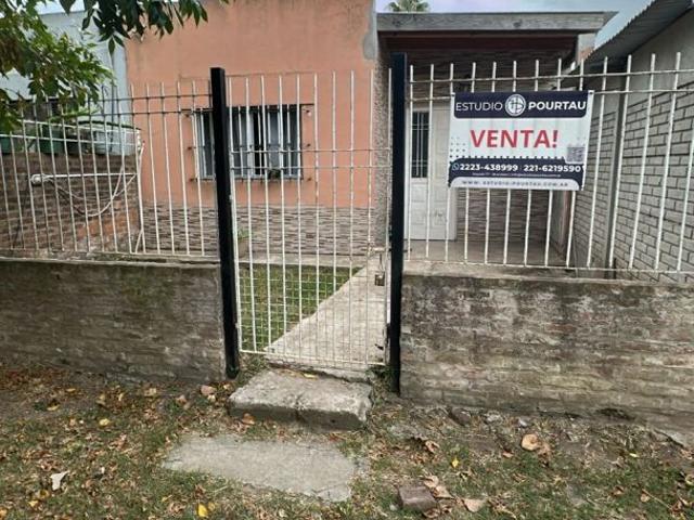 Venta de espectacular Casa 3 ambientes en Brandsen
