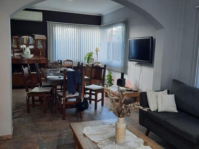 Venta de espectacular Casa 3 ambientes en Chascomús Chascomús
