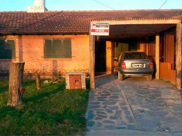 Venta de espectacular Casa 3 ambientes en Chascomús Chascomús