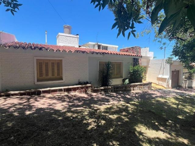 Venta de espectacular Casa 3 ambientes en Córdoba