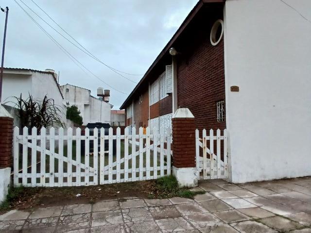 Venta de espectacular Casa 3 ambientes en Costa Azul