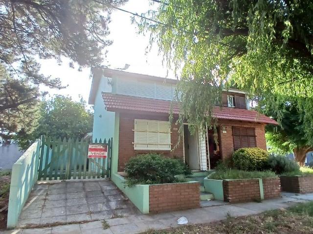 Venta de espectacular Casa 3 ambientes en Costa Azul