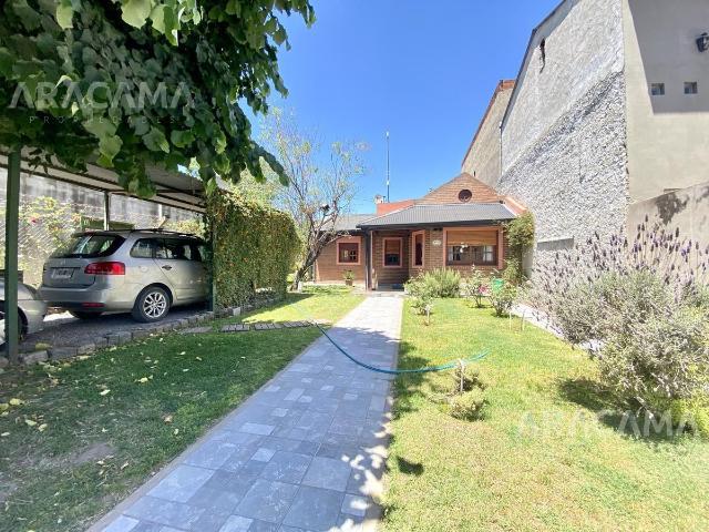 Venta de espectacular Casa 3 ambientes en Ezeiza Canning