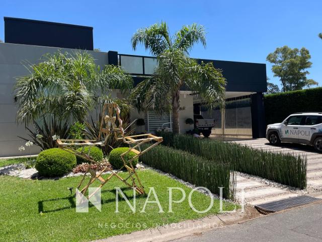 Venta de espectacular Casa 3 ambientes en Ezeiza Carlos Spegazzini