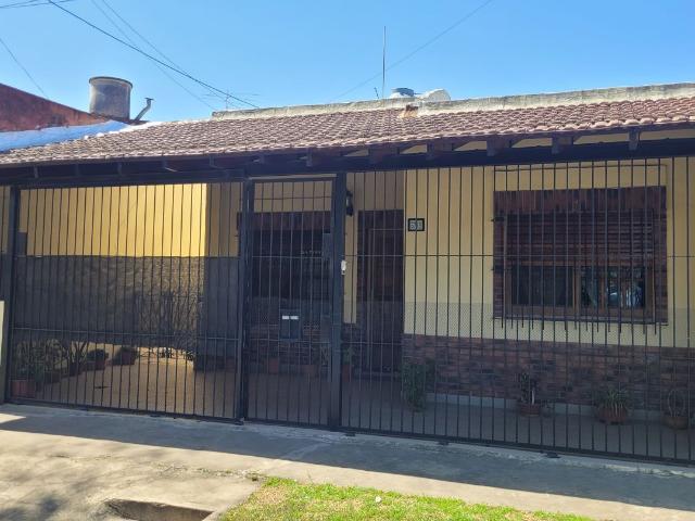 Venta de espectacular Casa 3 ambientes en General San Martín Jose León Suarez