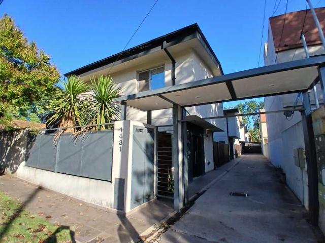 Venta de espectacular Casa 3 ambientes en Ituzaingó