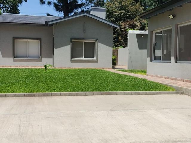 Venta de espectacular Casa 3 ambientes en Ituzaingó