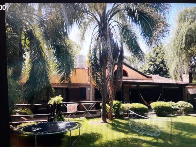 Venta de espectacular Casa 3 ambientes en Ituzaingó