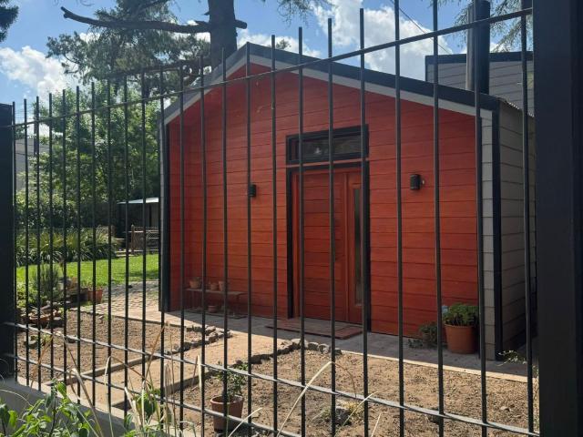 Venta de espectacular Casa 3 ambientes en Ituzaingó Parque Leloir