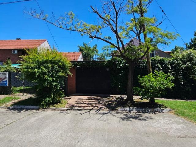 Venta de espectacular Casa 3 ambientes en La Matanza Ciudad Evita