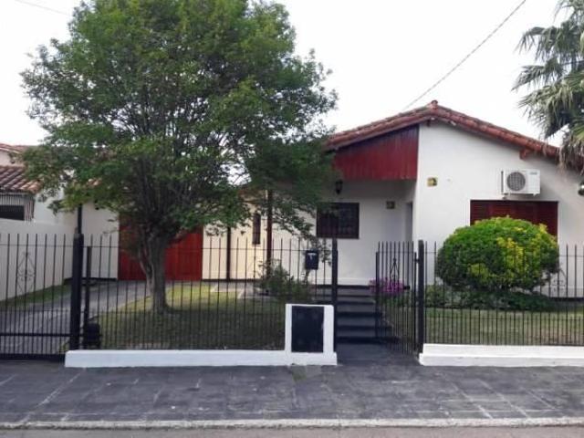 Venta de espectacular Casa 3 ambientes en La Matanza Ciudad Evita