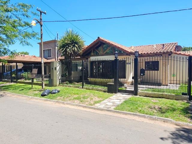 Venta de espectacular Casa 3 ambientes en La Matanza Ciudad Evita