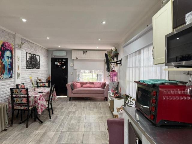 Venta de espectacular Casa 3 ambientes en La Matanza González Catán