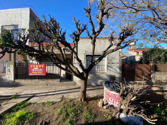 Venta de espectacular Casa 3 ambientes en La Matanza Gregorio de Laferrere