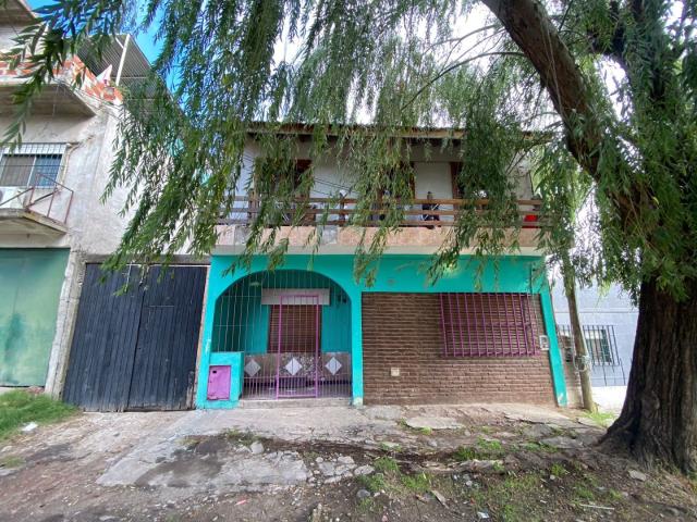 Venta de espectacular Casa 3 ambientes en La Matanza Gregorio de Laferrere