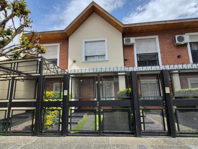 Venta de espectacular Casa 3 ambientes en La Matanza Villa Madero