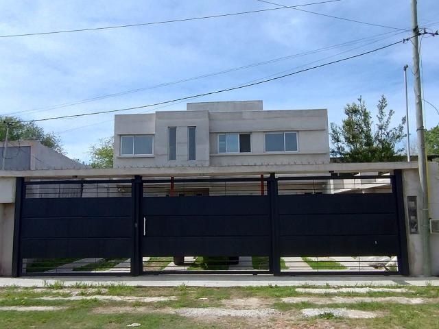 Venta de espectacular Casa 3 ambientes en La Plata Villa Elisa