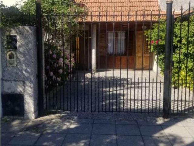 Venta de espectacular Casa 3 ambientes en Lanús Valentín Alsina