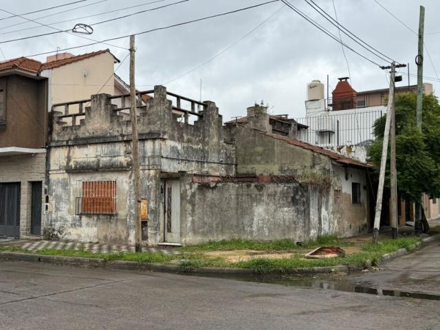 Venta de espectacular Casa 3 ambientes en Lanús Valentín Alsina