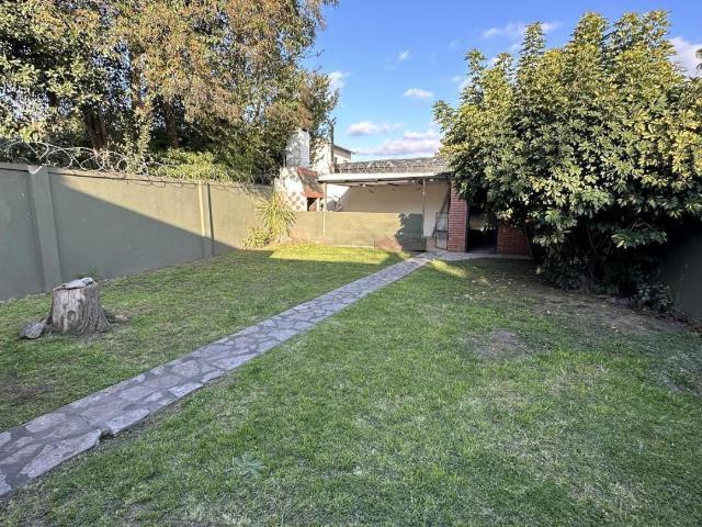 Venta de espectacular Casa 3 ambientes en Lanús Lanús Este