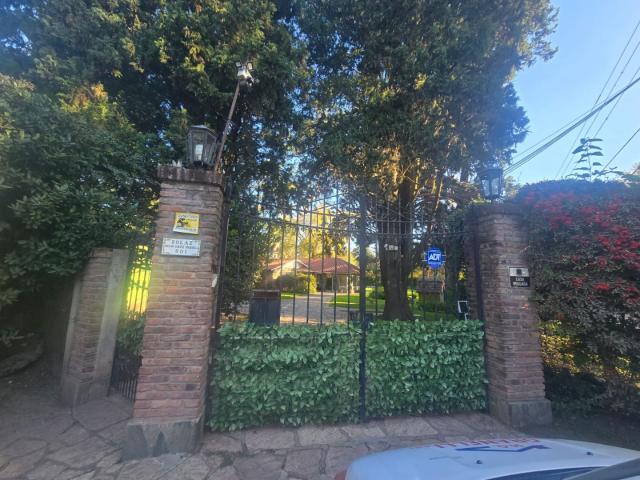 Venta de espectacular Casa en Malvinas Argentinas Grand Bourg
