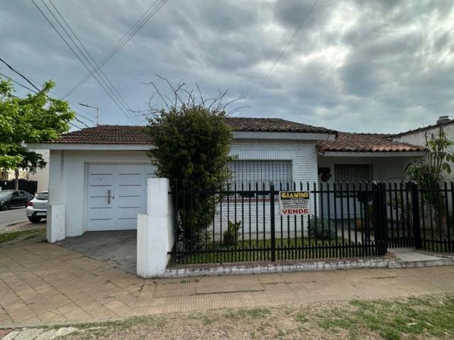 Venta de espectacular Casa 3 ambientes en Malvinas Argentinas Los Polvorines