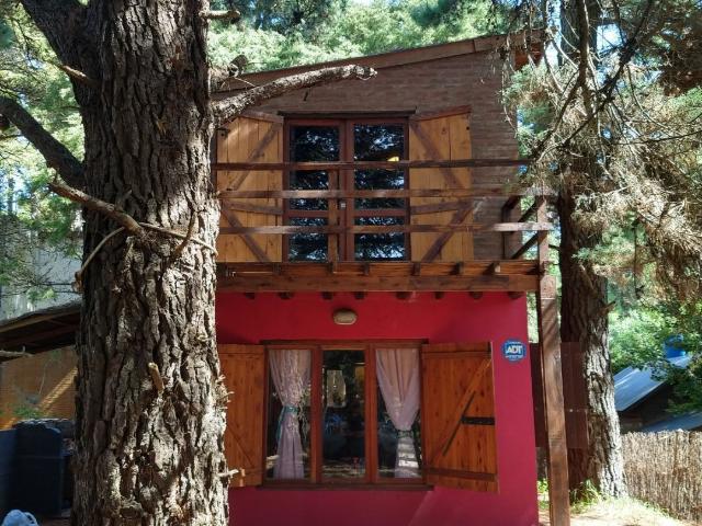 Venta de espectacular Casa 3 ambientes en Mar Azul